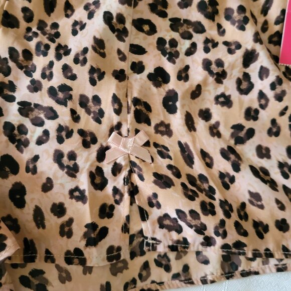 COSMOPOLITAN Medium Pajama Short Small Lace Bra Top NWT Sleepwear - Picture 2 of 8